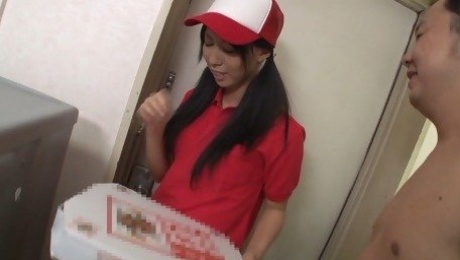 The pretty girl from the pizza delivery service is seduced